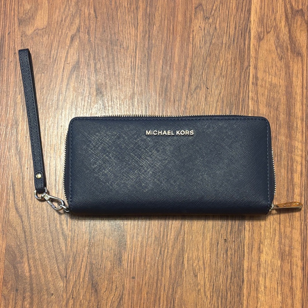 Michael Kors Navy Blue Continental Wristlet